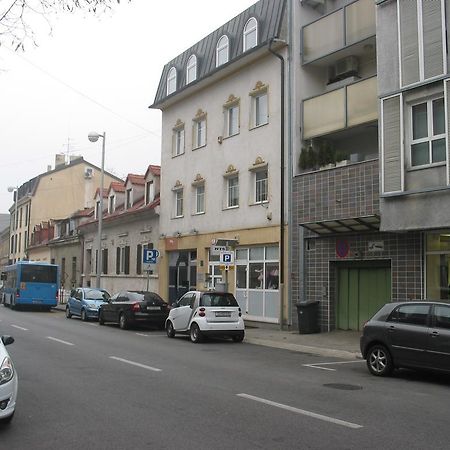 Apartment Fleger Zagreb Ngoại thất bức ảnh