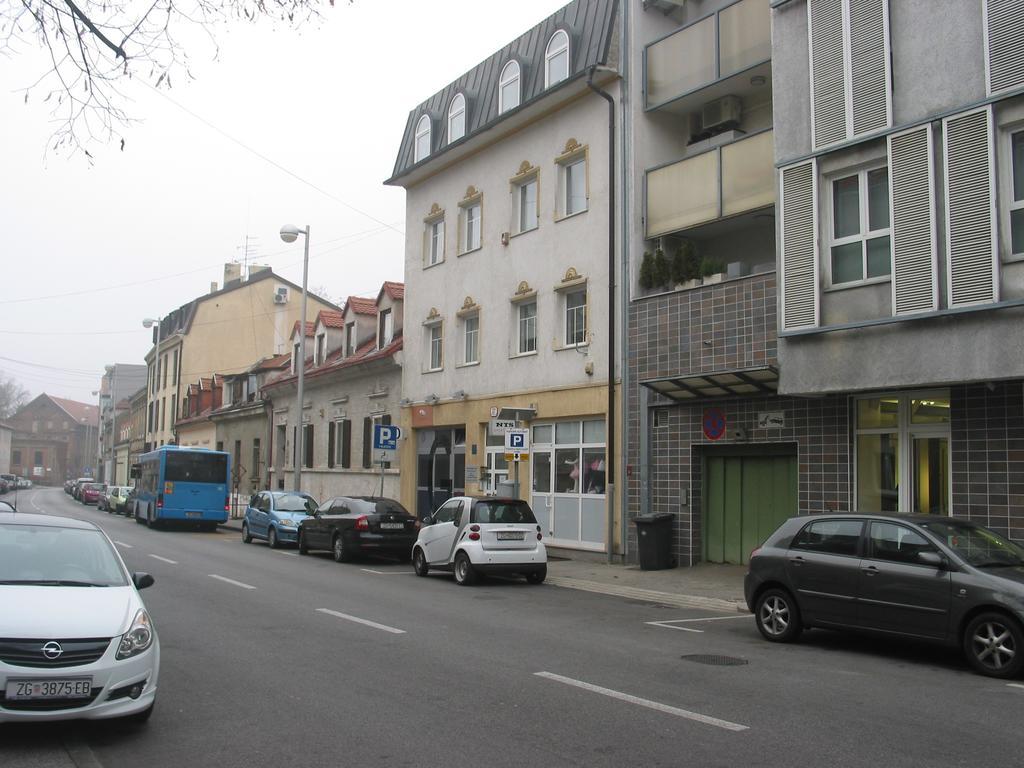 Apartment Fleger Zagreb Ngoại thất bức ảnh